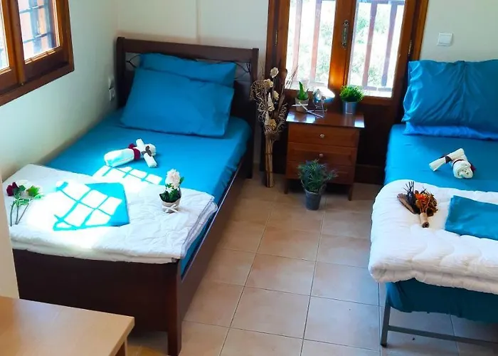 Leonidas Greecefiloxenia Apartmanhotel 4*