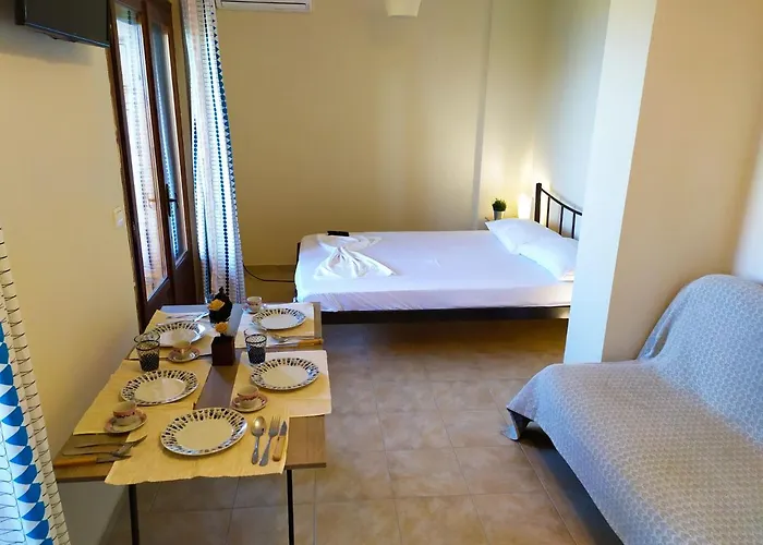 Apartmanhotel Leonidas Greecefiloxenia 4*