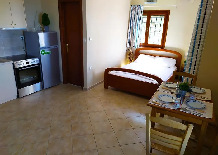 Leonidas Greecefiloxenia 4*