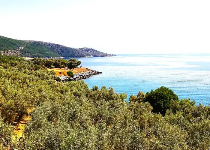 Apartmanhotel Leonidas Greecefiloxenia Lefókasztro