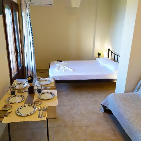 Apartmanhotel Leonidas Greecefiloxenia 4*