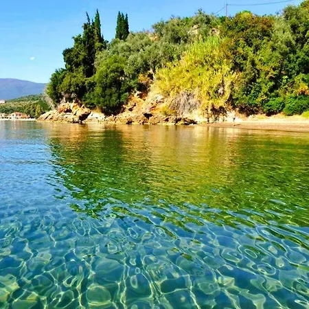 Leonidas Greecefiloxenia Lefokastro