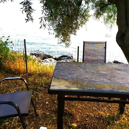 Apartmanhotel Leonidas Greecefiloxenia 4*
